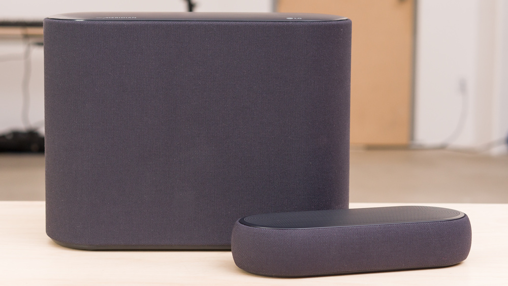 LG QP5 Éclair – Compact 3.1.2ch Dolby Atmos Soundbar with 320W Power 2 LG QP5 Éclair – Compact 3.1.2ch Dolby Atmos Soundbar with 320W Power - Image 2