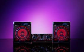 LG XBOOM CL65 – 950W 2.2ch Hi-Fi System with Multi-Color Lighting & Karaoke Features 3 LG XBOOM CL65